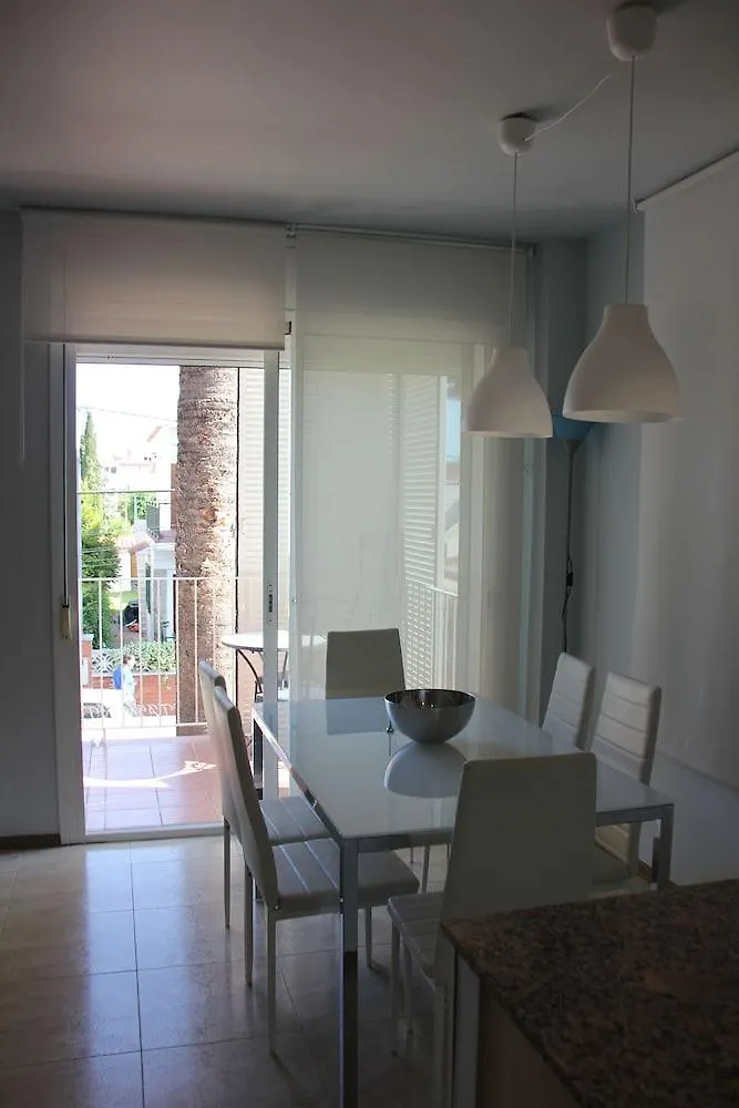 Apartamentos Caru Castelldefels