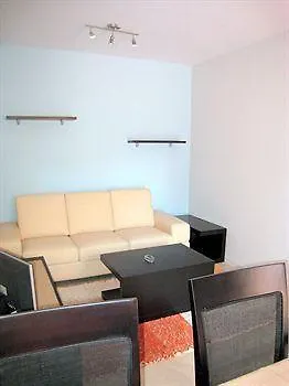 Apartamentos Caru Castelldefels