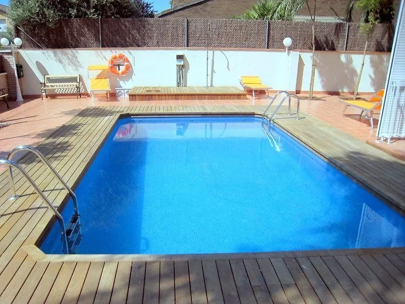 Apartamentos Caru Castelldefels
