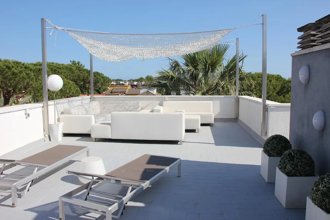 Apartamentos Caru Castelldefels 0*,